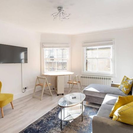2 Bed City Centre Apartment 1 Min From Bath Abbey Екстериор снимка